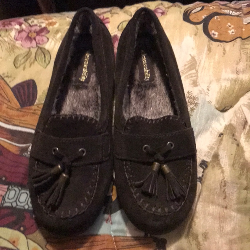 Brown suede fur lined loafers